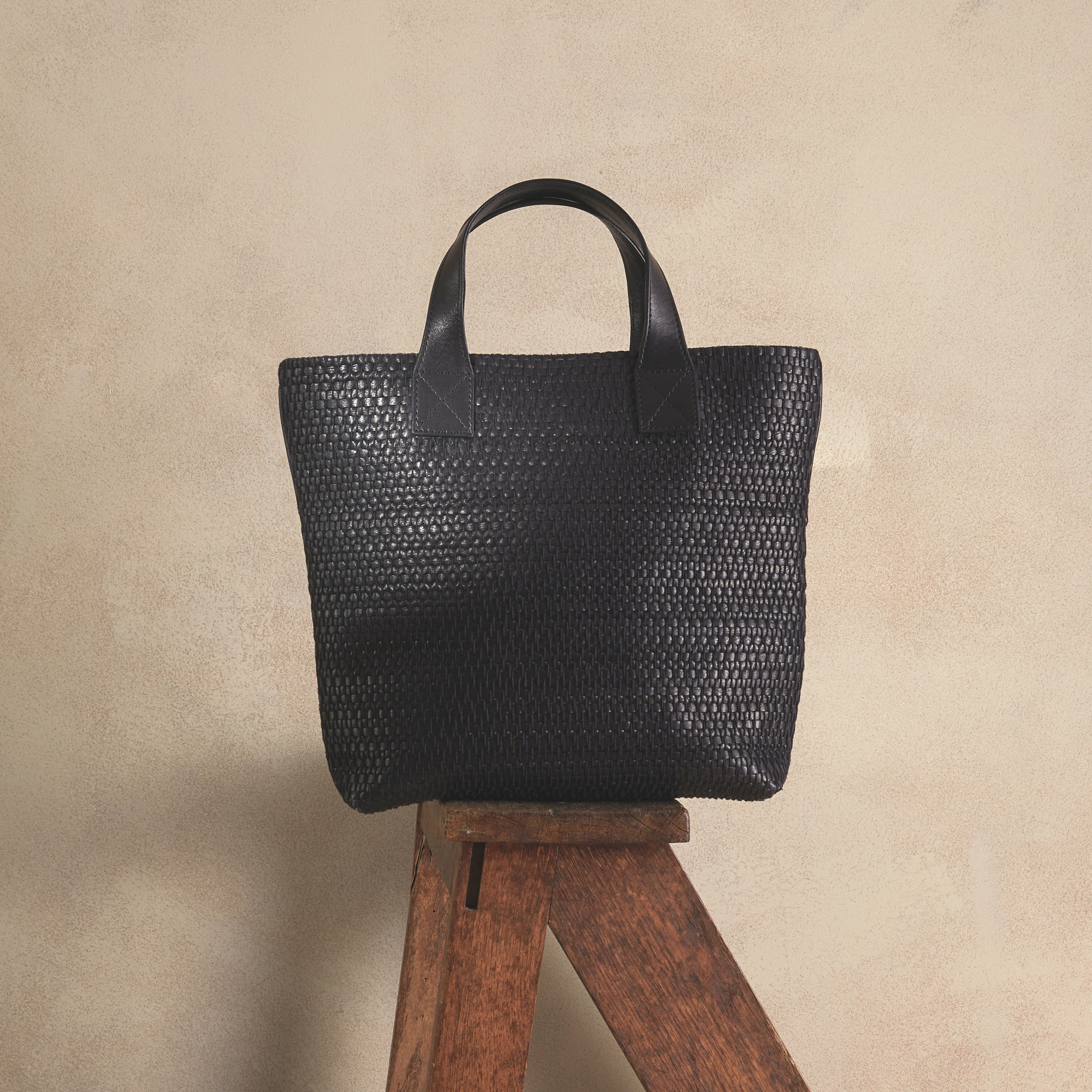 TOTE NEGRO