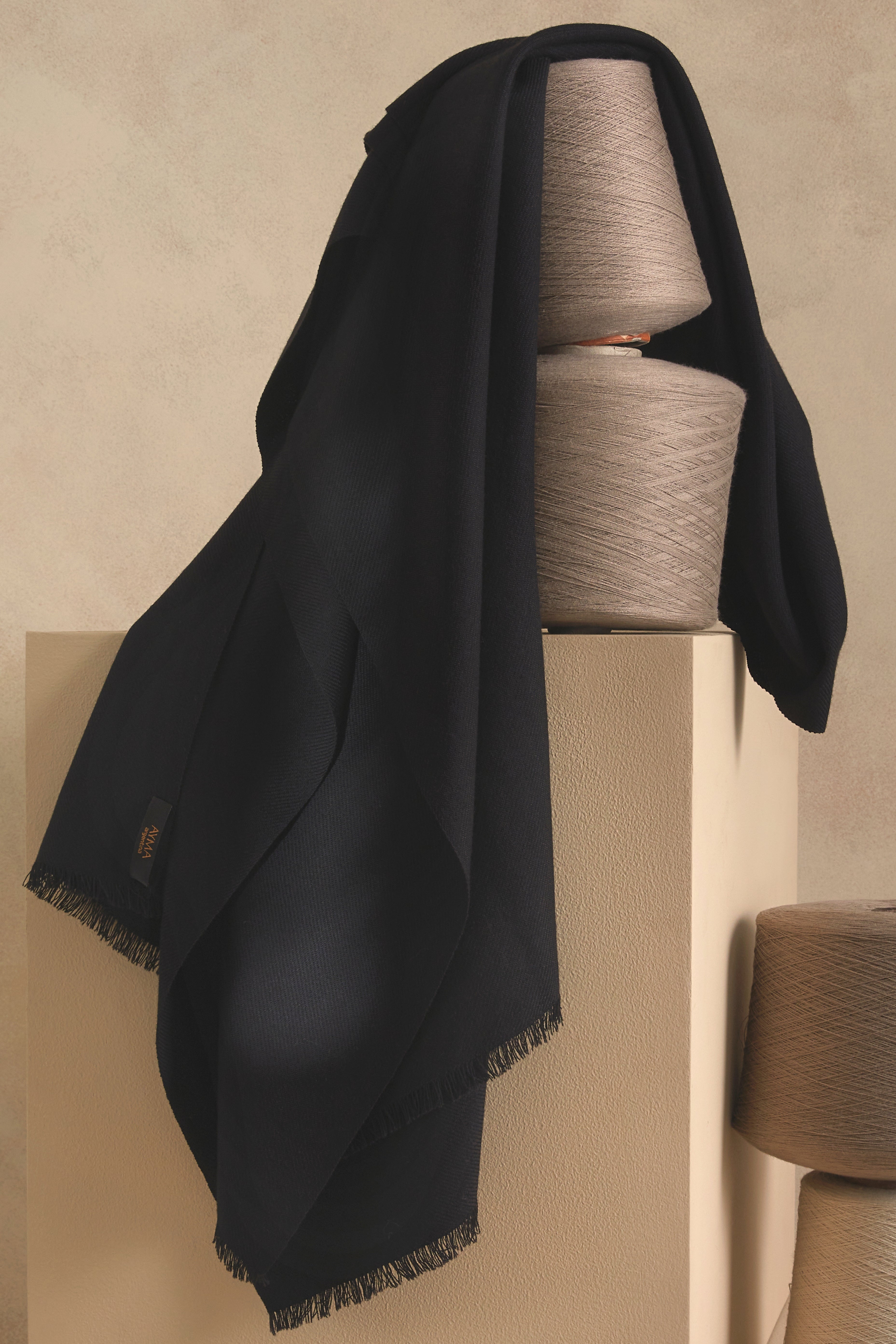 MANTO PATAGÓNICO - negro