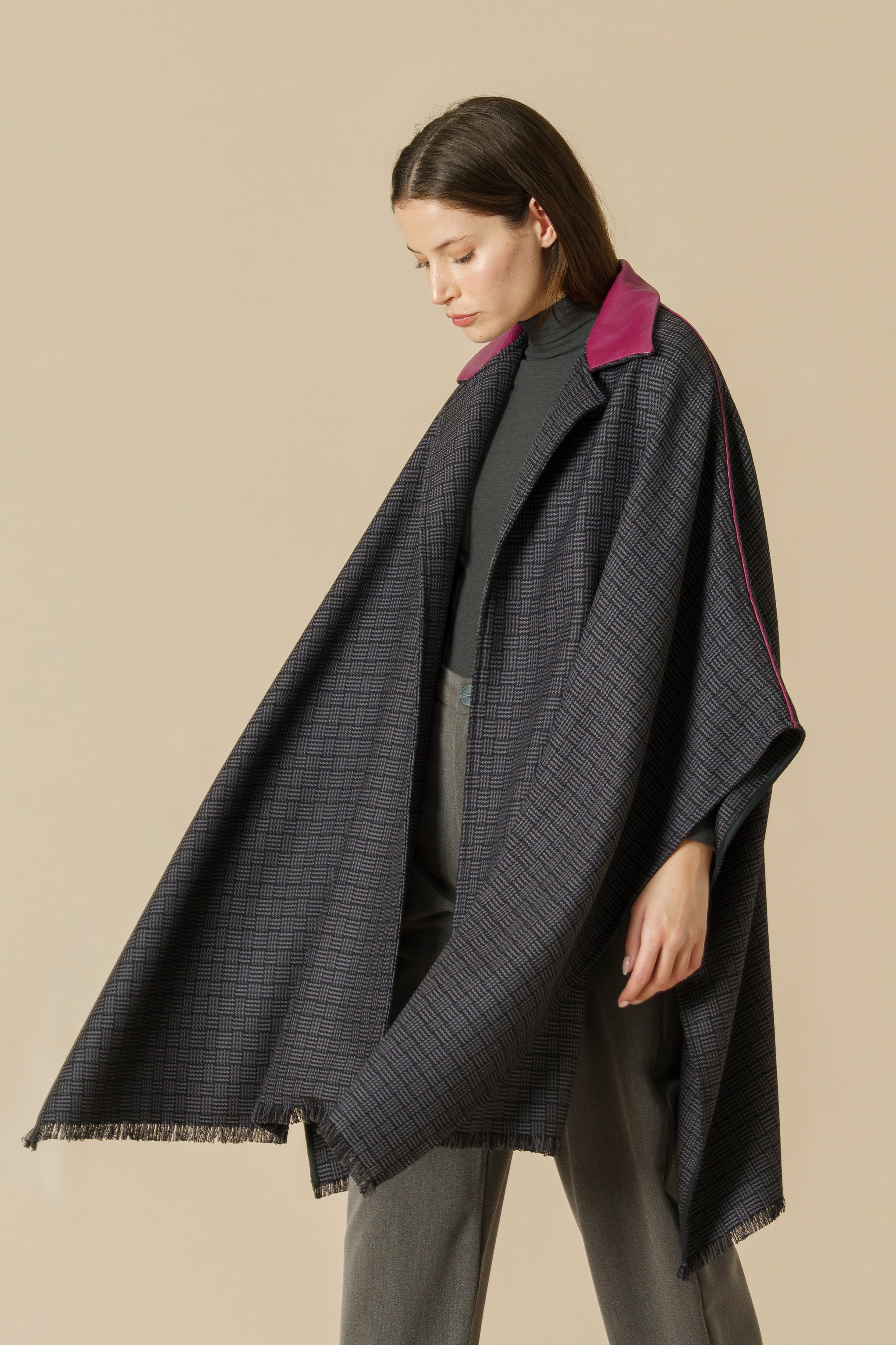 CAPA ULEN - gris & negro