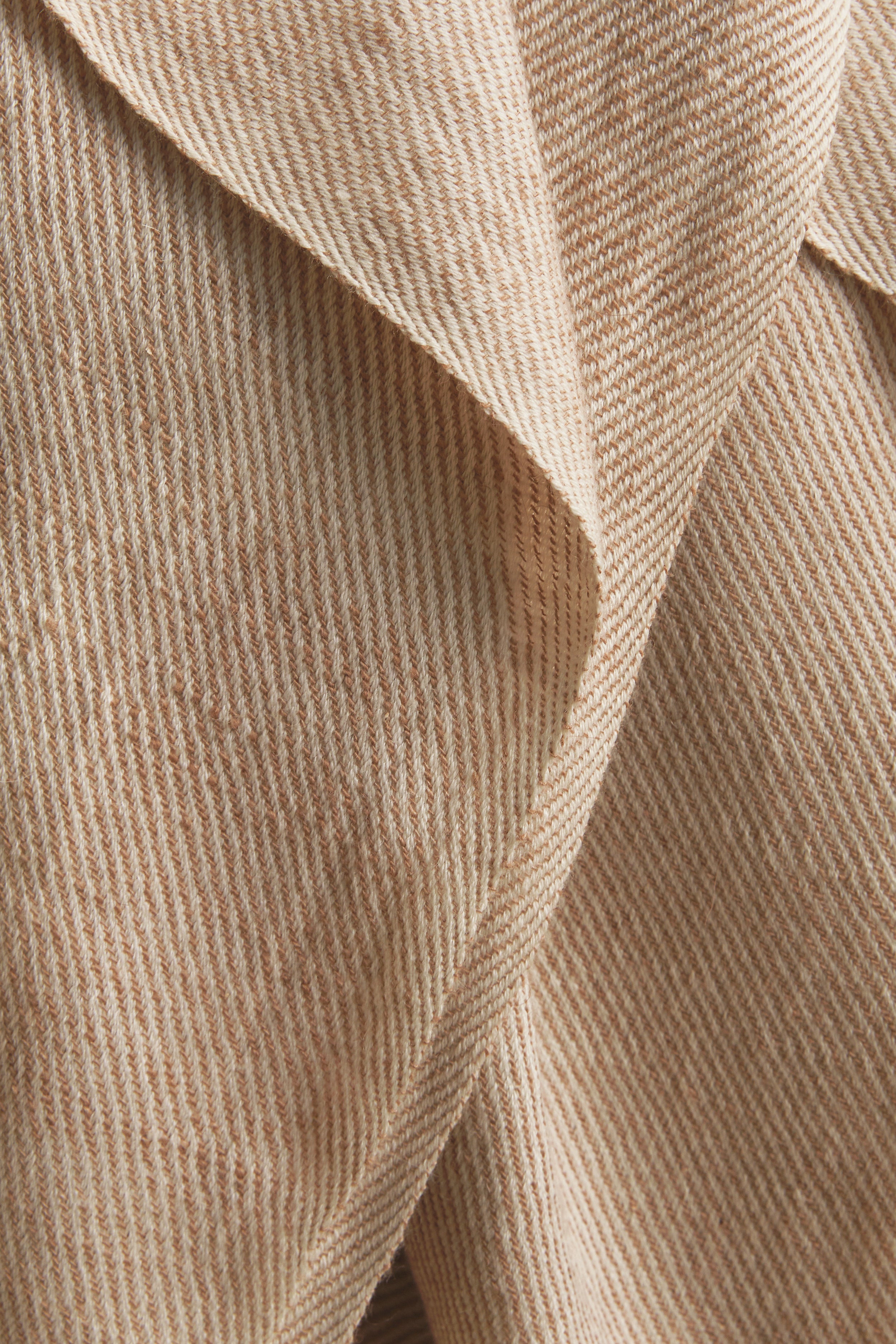 PONCHO NAU - guanaco