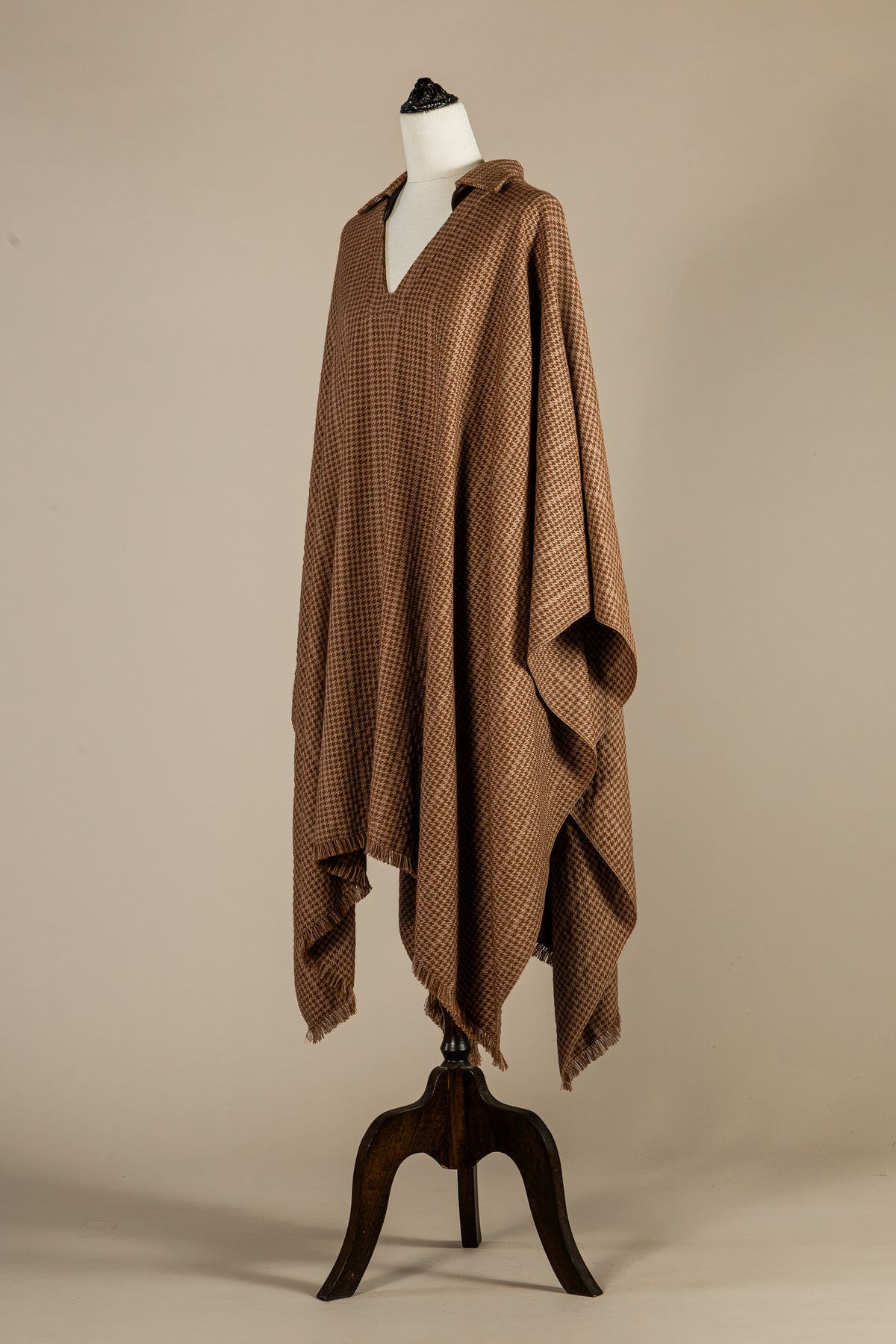Poncho Ingles