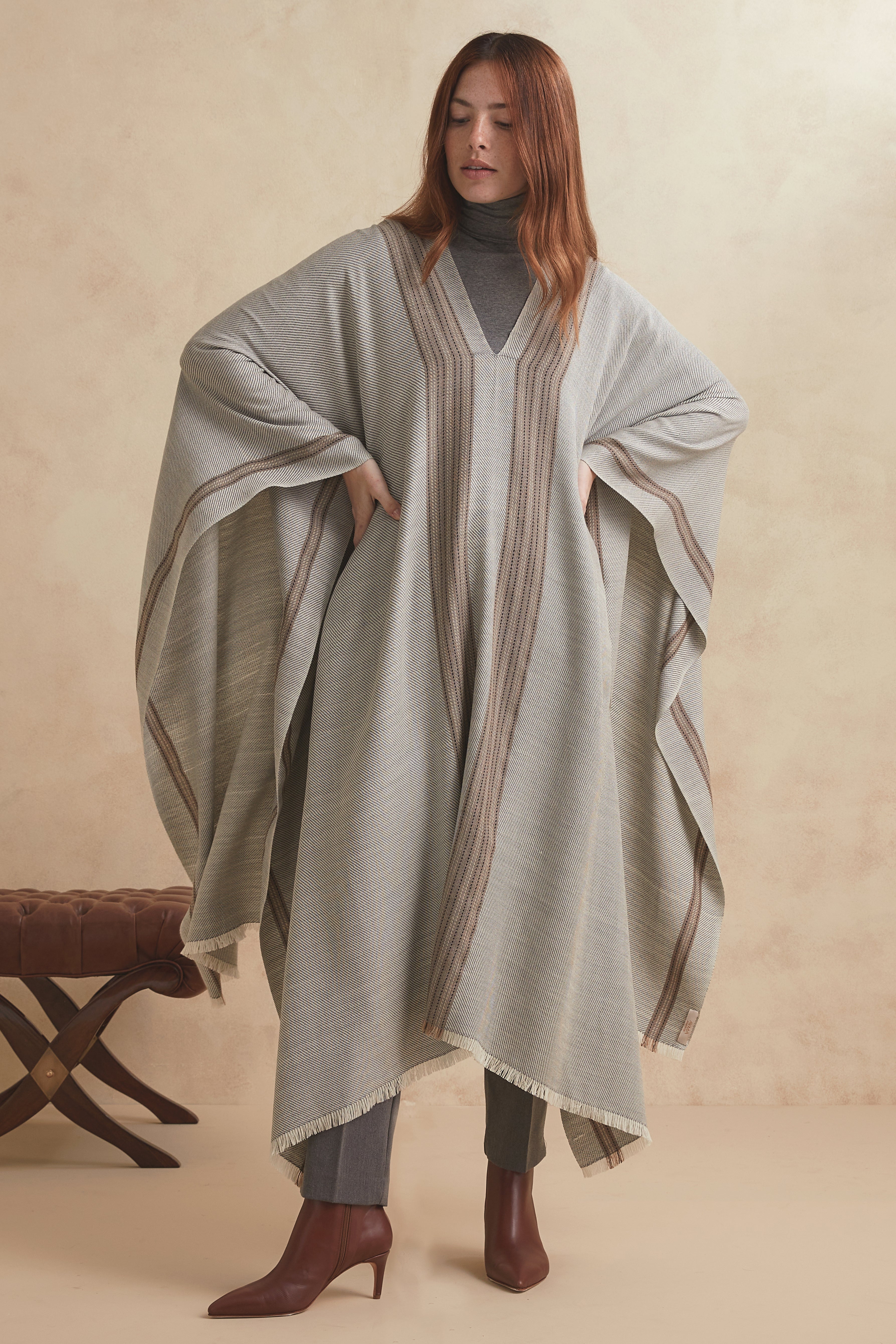 PONCHO TELIL - cashmere gris