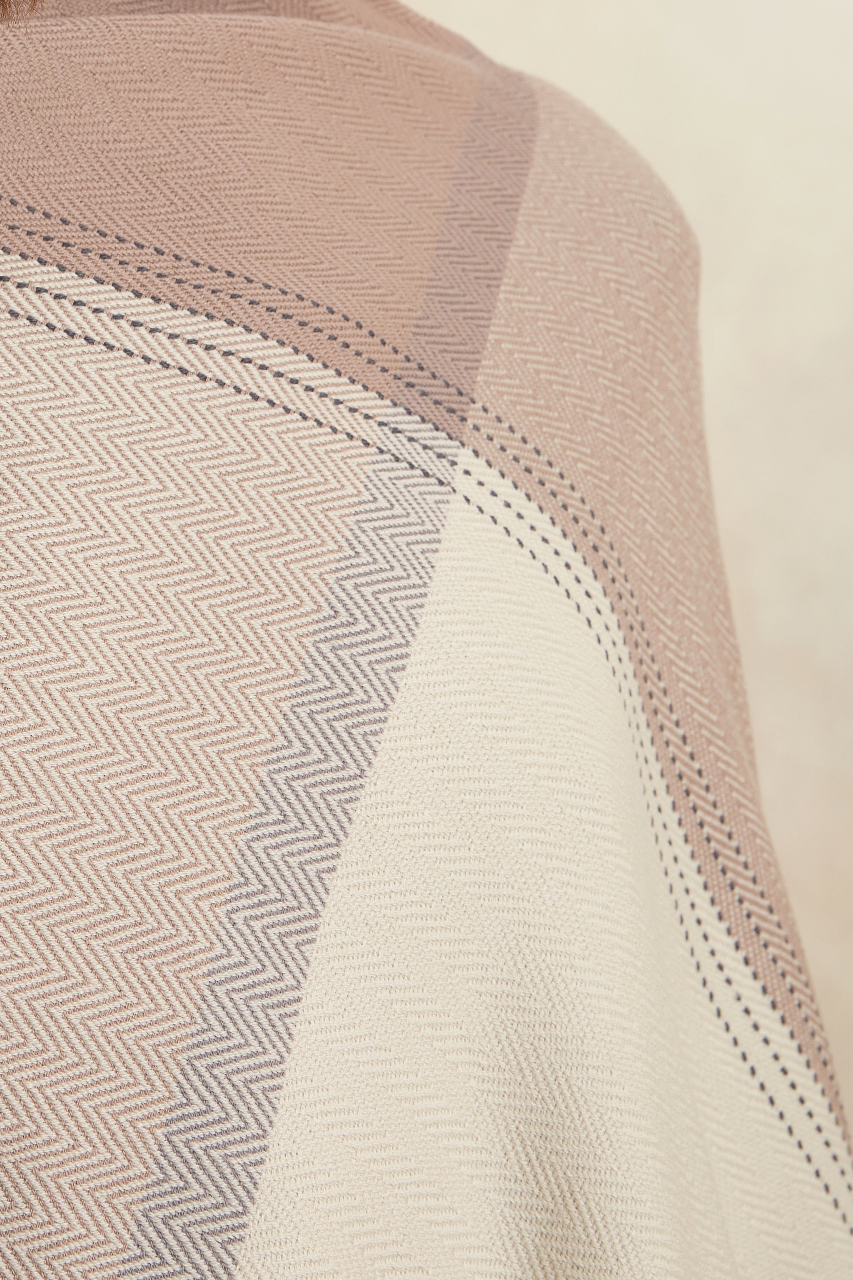 PONCHO SHENU - crudo