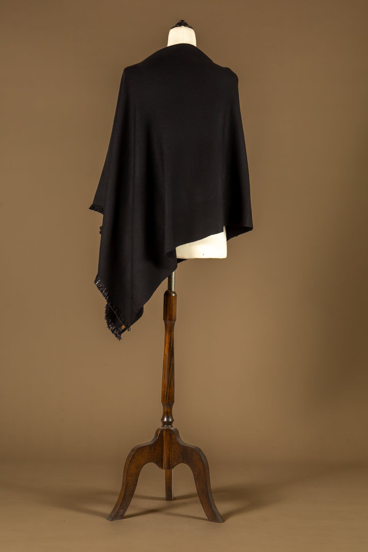 Poncho Laikum Negro
