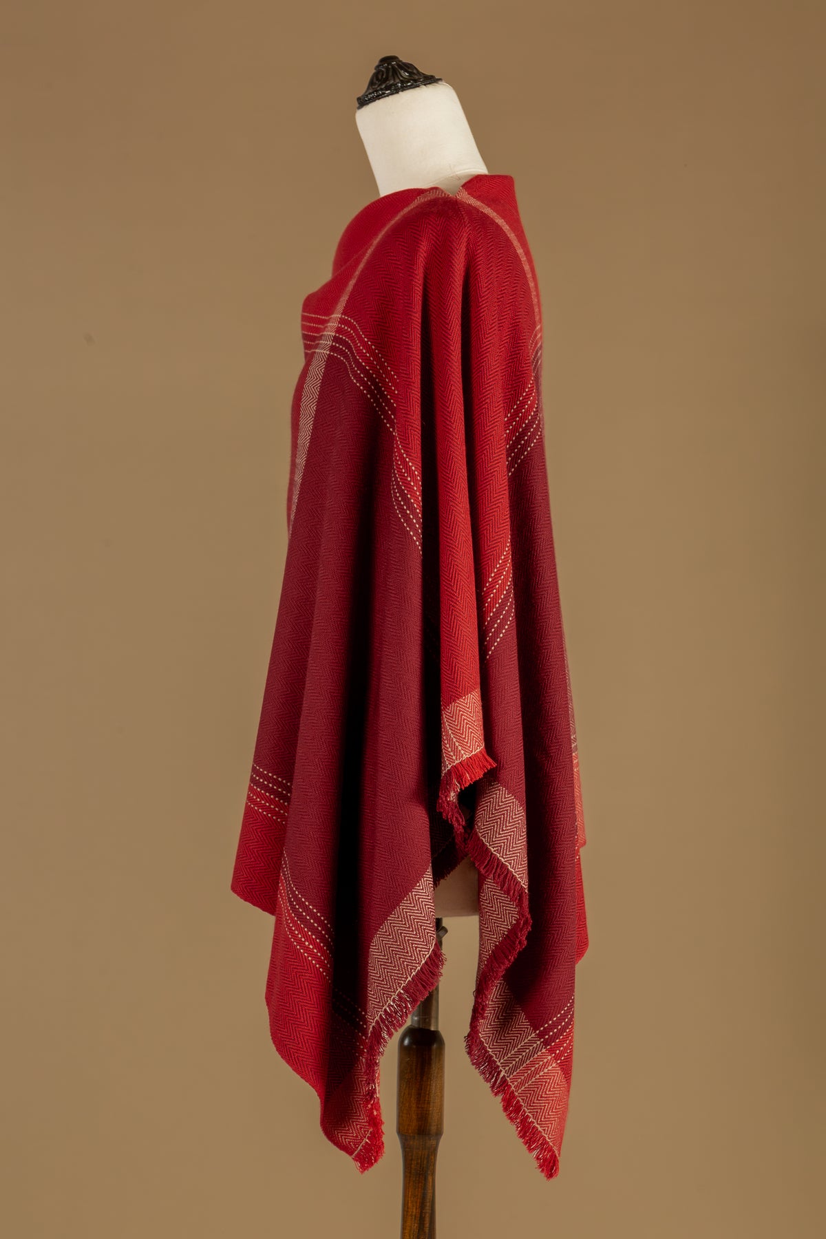 Poncho Shenu Berry