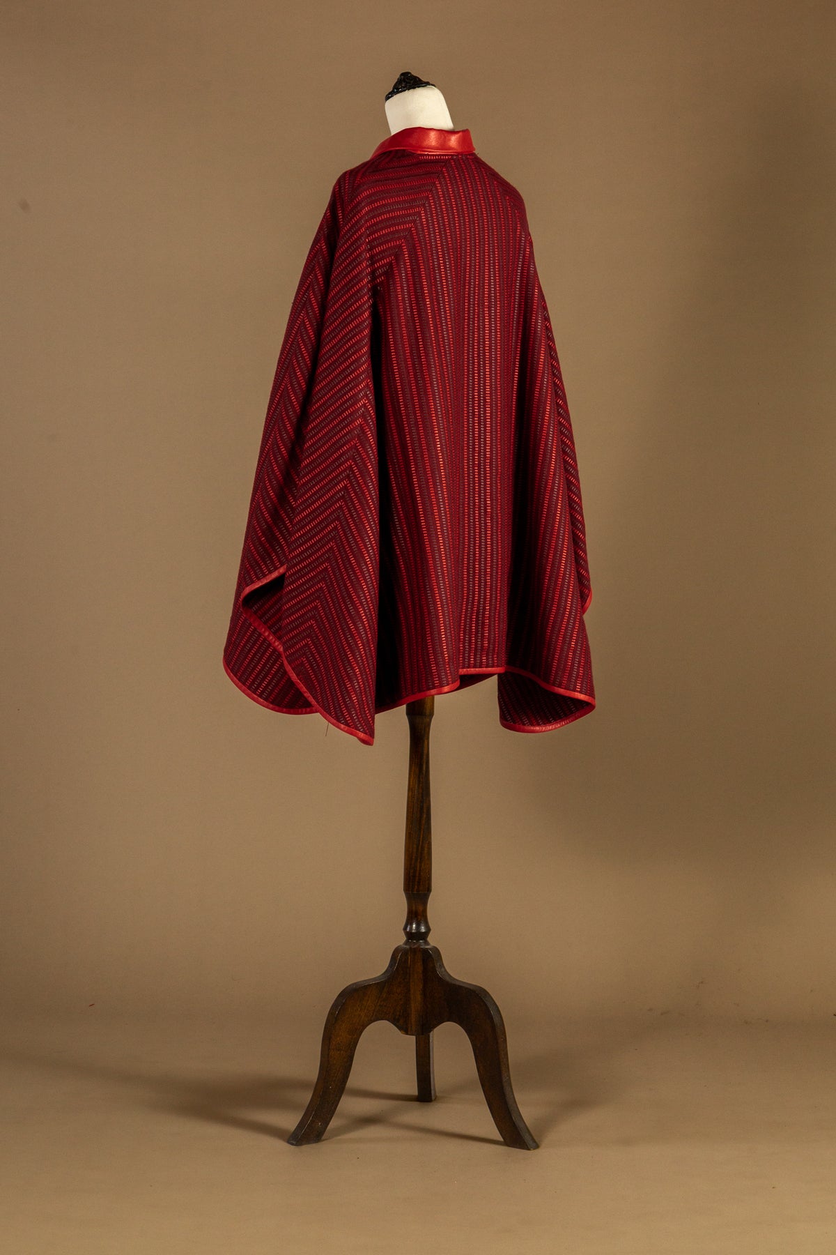 Capa Cuero Tejido