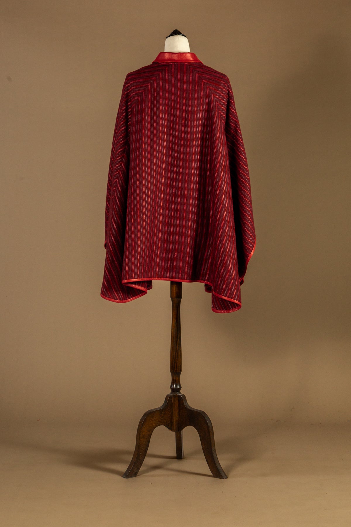 Capa Cuero Tejido