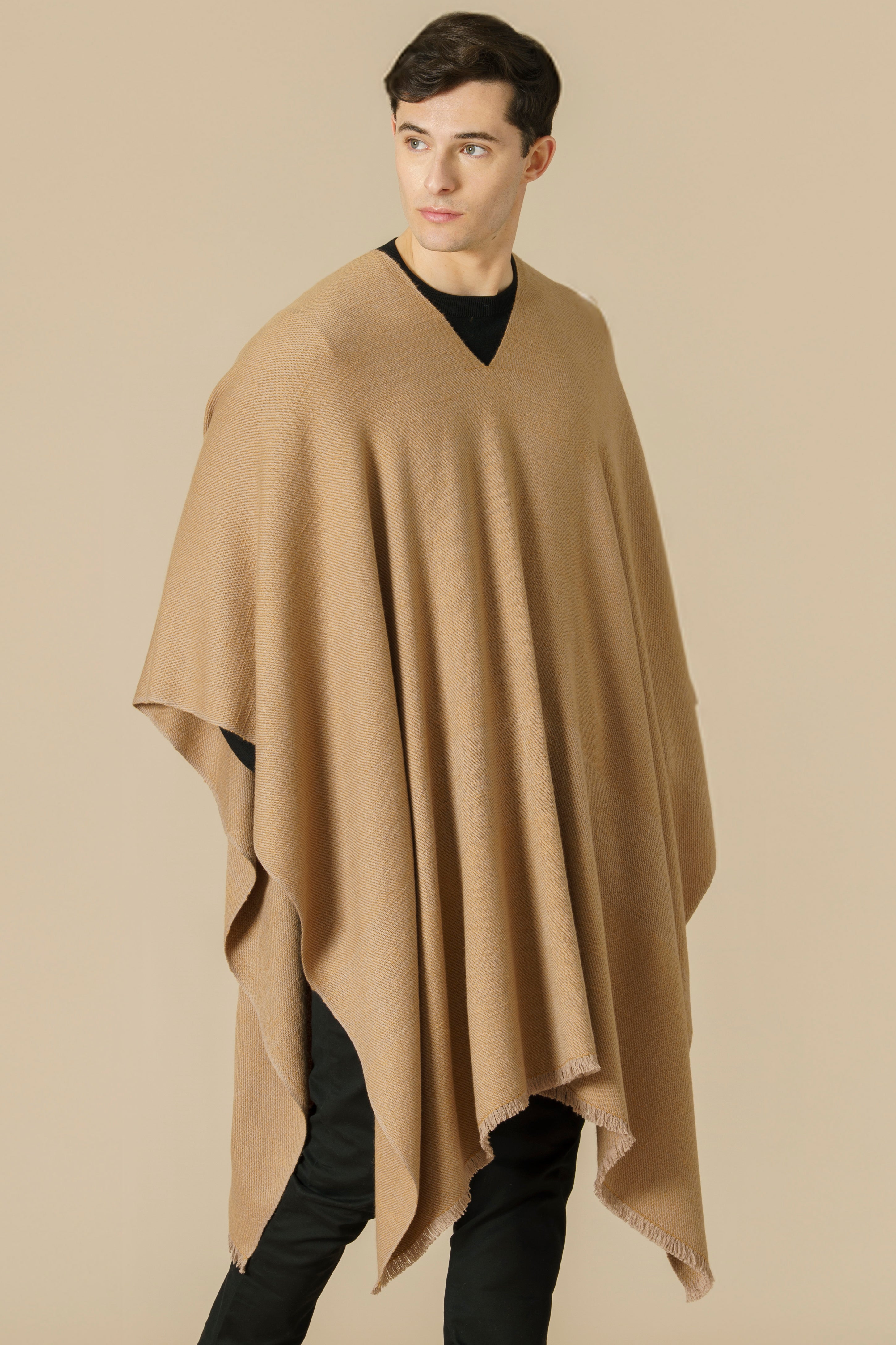 PONCHO VICUÑA