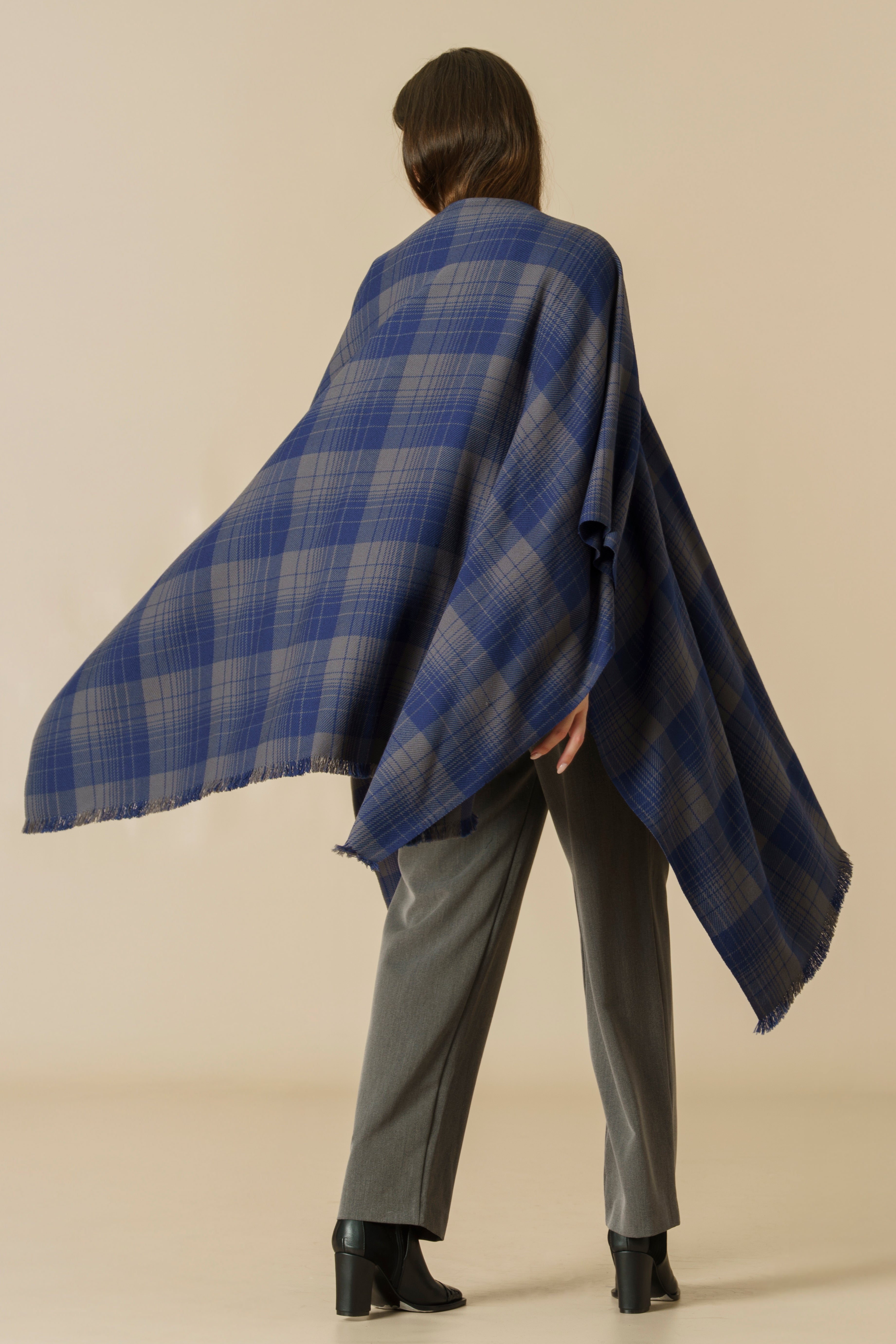 RUANA KILT - azul