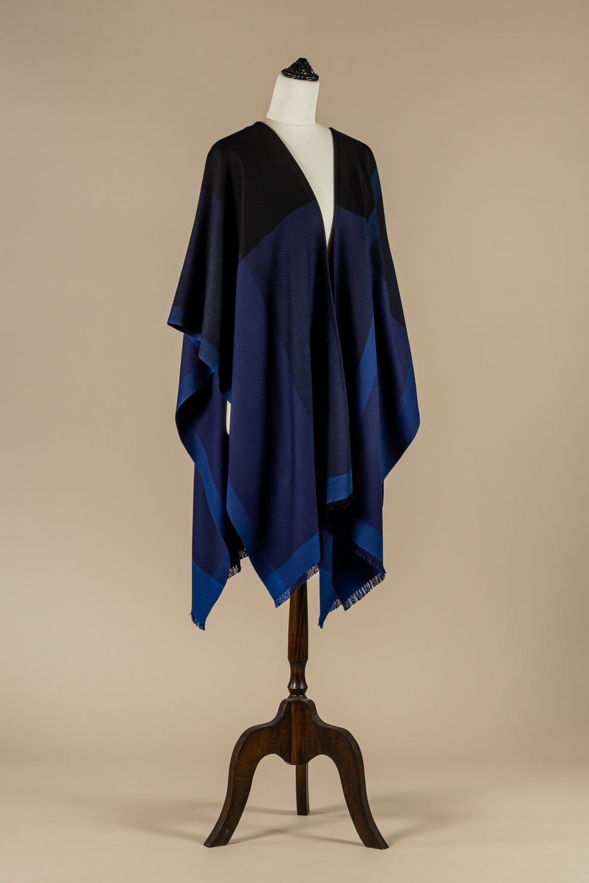 Ruana Kelh Azul