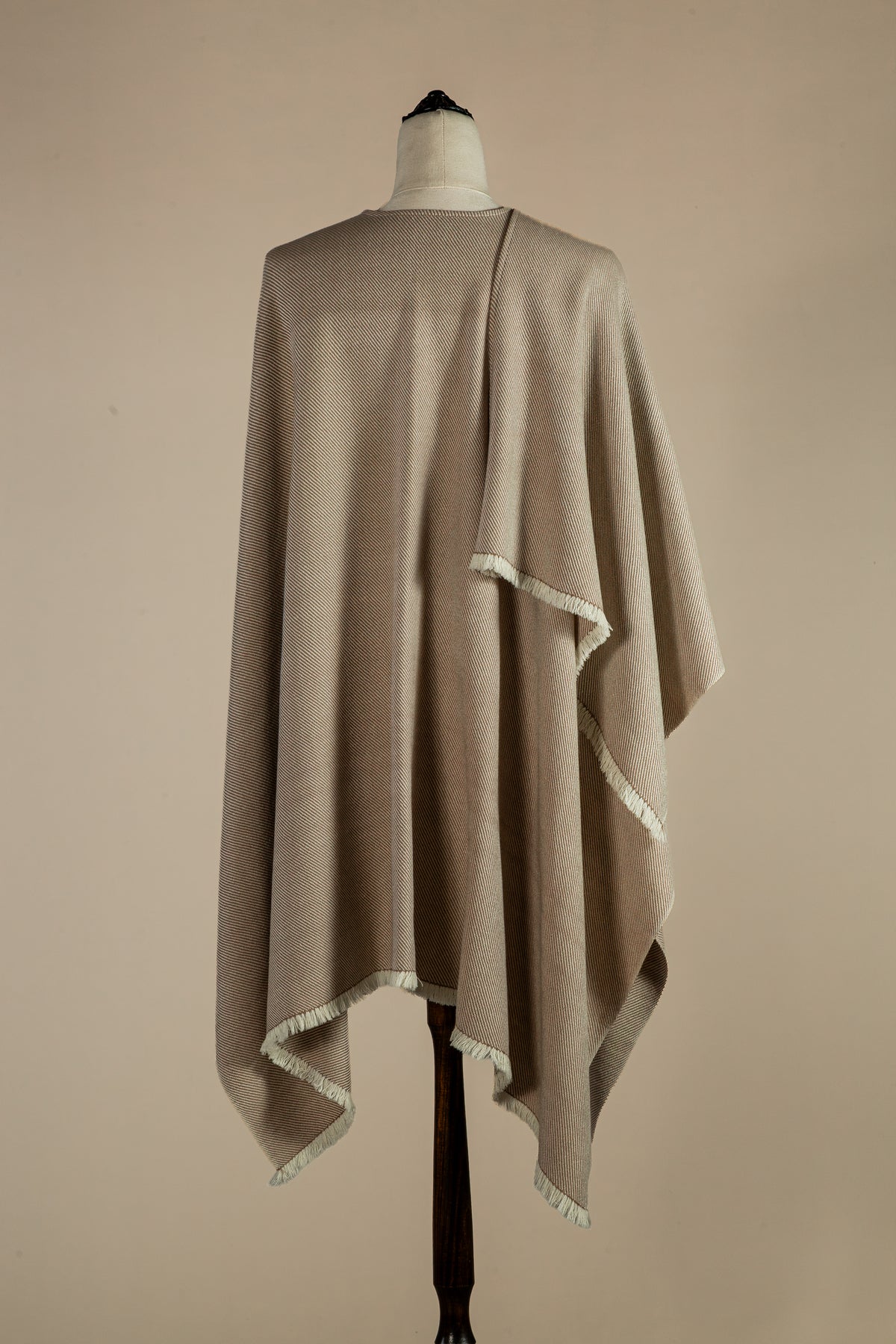 Ruana Haush Camel