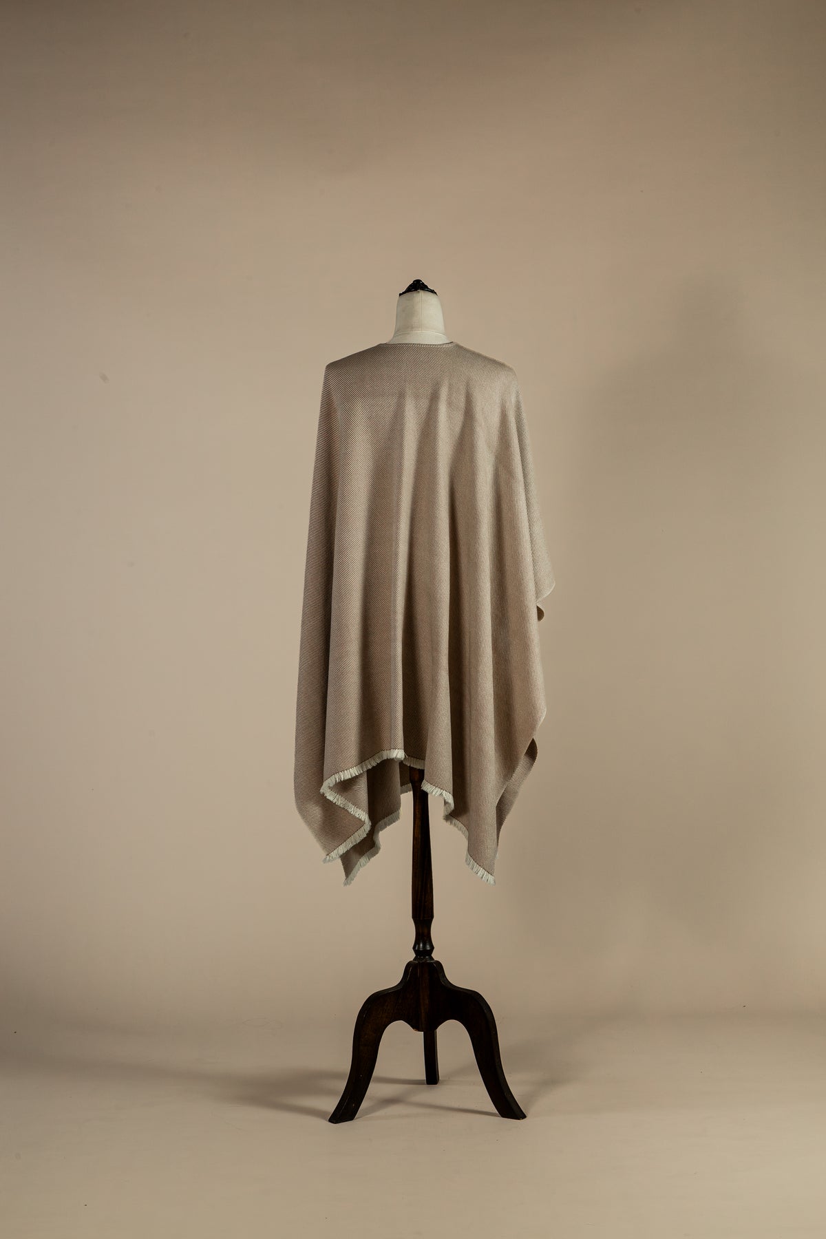 Ruana Haush Camel