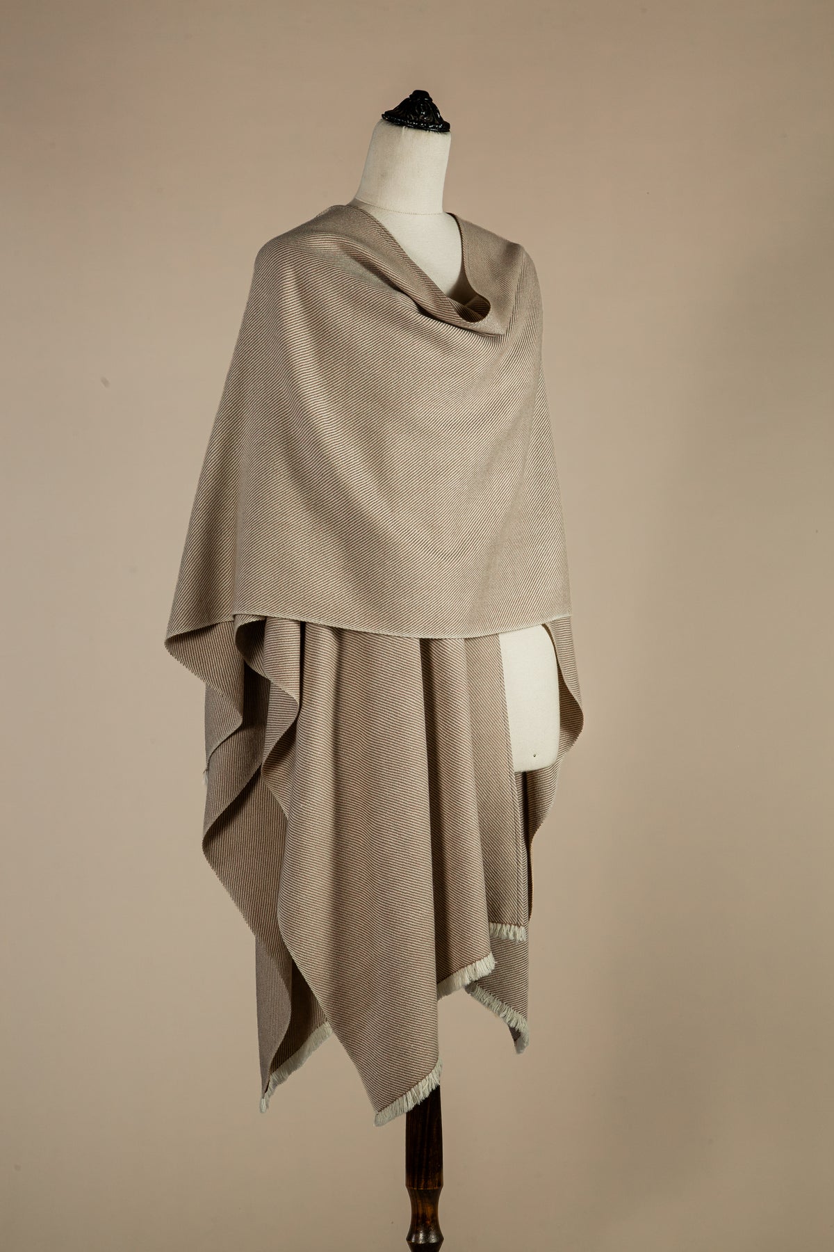 Ruana Haush Camel