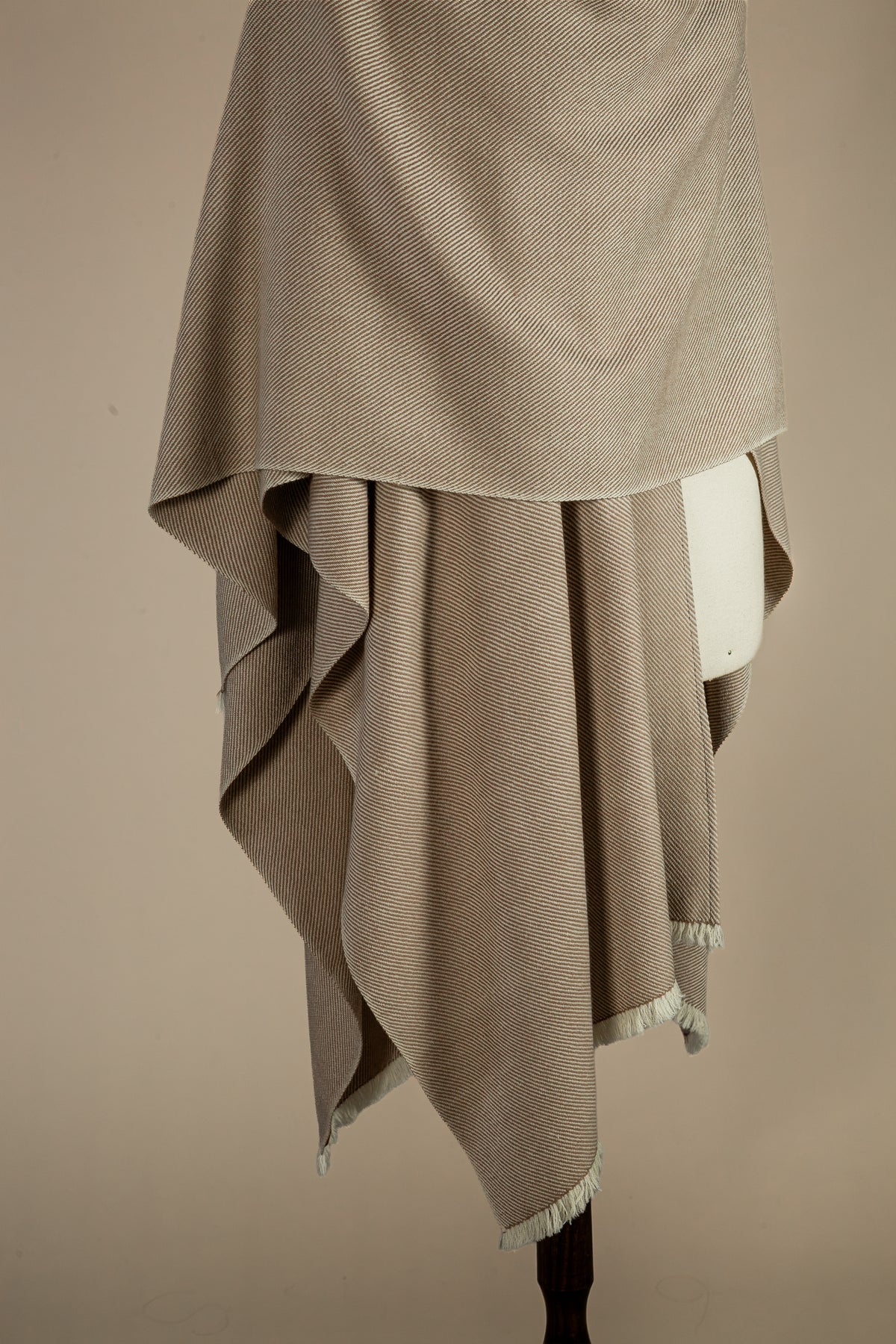 Ruana Haush Camel